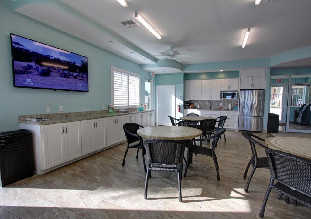 Ferienwohnung 410 - Fourth Floor 1/1 Sleeps 2 New Smyrna Beach Exterior foto